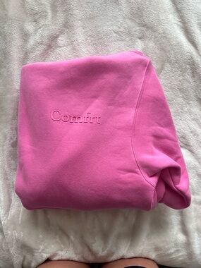 Comfort Embossed Crewneck Sweater - Pink